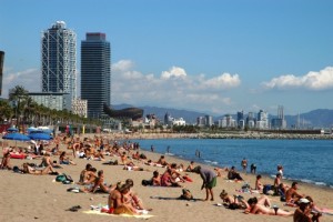 playa barceloneta-1483757-300x200