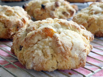 apricot-ginger-nut-scones-004a-1024x682
