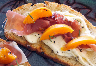 apricotcrostini