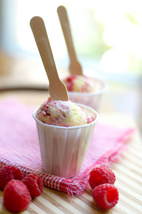 icecream-rasp-swirl