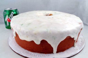 Moist 7-Up Pound Cake