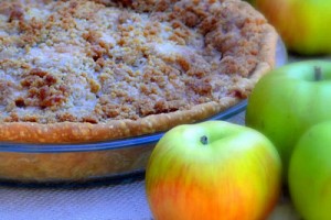 Pear-Apple Pie with Crunchy Streusel Topping