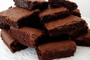 Classic Chewy Chocolate Brownies