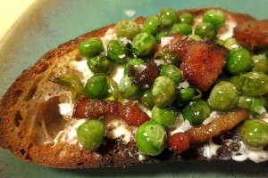 Peas on Toast with Bacon