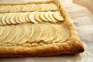 Apple Puff Pastry Tart