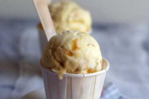 White Chocolate-Caramel Swirl Ice Cream